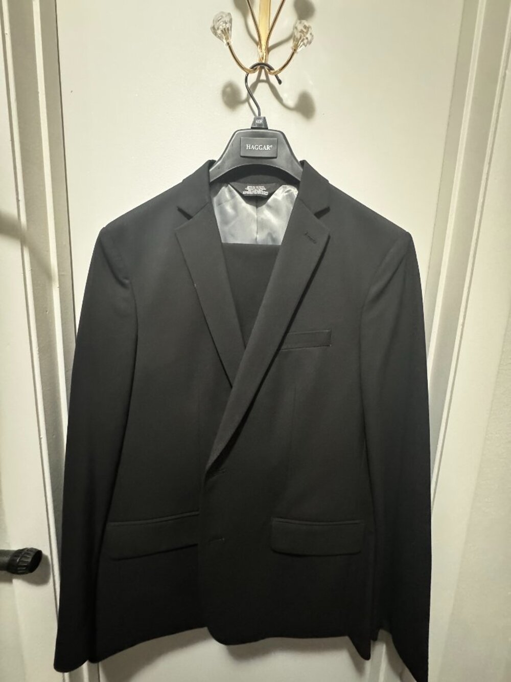 J.M. Haggar Suit & Pant Set, Black, 46R Slim Fit Suit Coat, 38 x 32 Pants